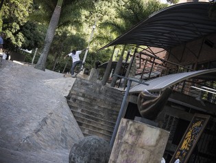 Bryan_Gutierrez_bluntslide_to_fakie