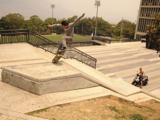 milton_fsNB_megaeuro_medellin